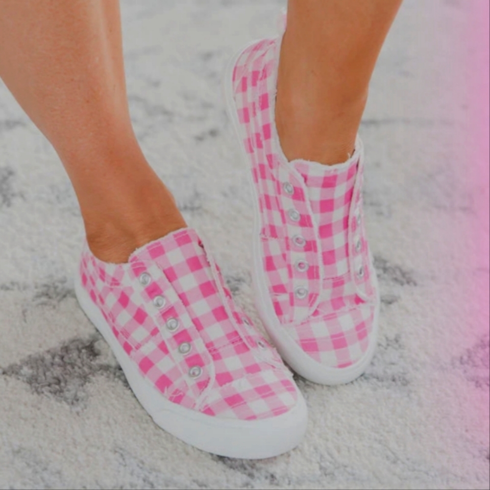 Corkys Babalu Tennis shoe in Pink Gingham Print NWT - Picture 2 of 3